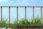 Tamleughdecks-4.jpg; ?>